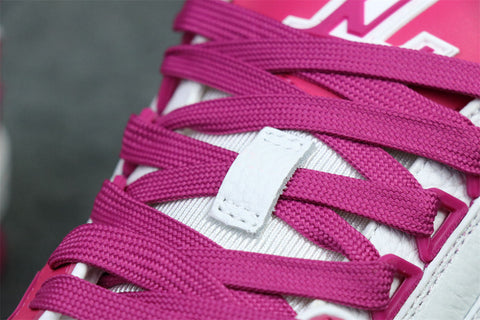 WMNS LV Trainer 'Fuchsia'