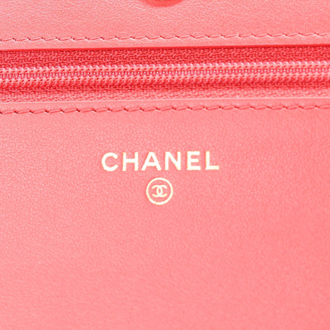Caviar Quilted Boy Wallet On Chain WOC Red