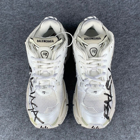 Balenciaga Runner Sneaker Graffiti 'White'