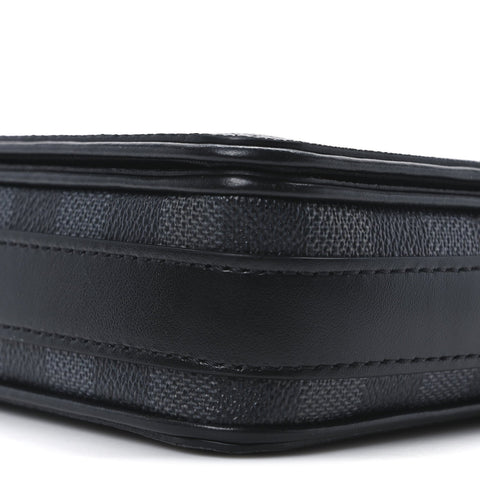 Damier Graphite 3D Studio Messenger