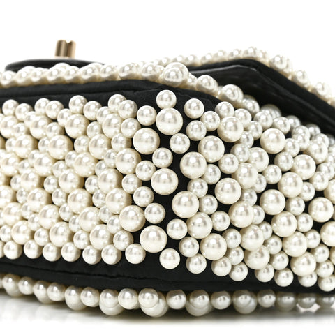Lambskin Pearl On Flap Black
