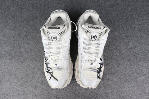 Balenciaga Wmns Runner Sneaker 'Graffiti - White Black'