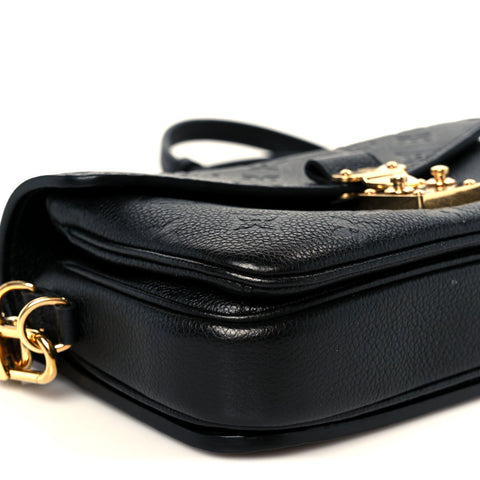 Empreinte Pochette Metis East West Black