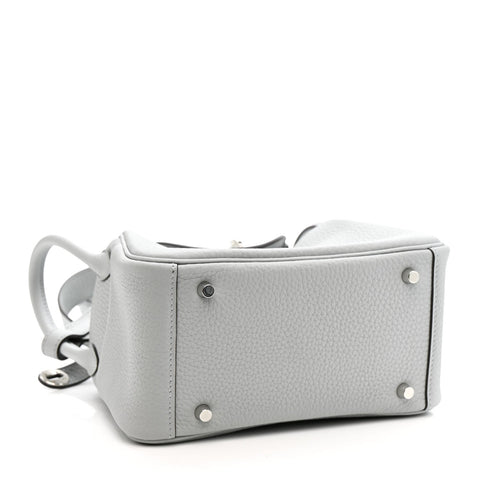 Taurillon Clemence Mini Lindy 20 Bleu Pale