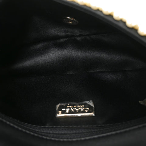 Lambskin Pearl On Flap Black