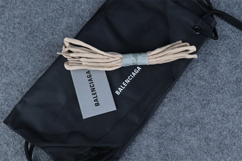 Balenciaga Wmns Runner 'Worn-Out - Beige'